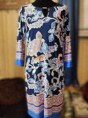 EnFocus Studio Size 6 long-sleeve paisley dress